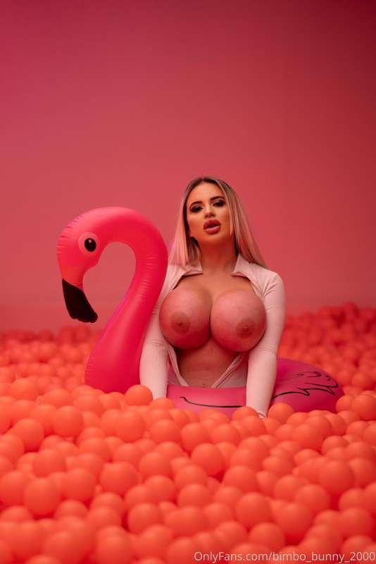 I am so lonely in here 🥺 why don’t you join me and we play t..