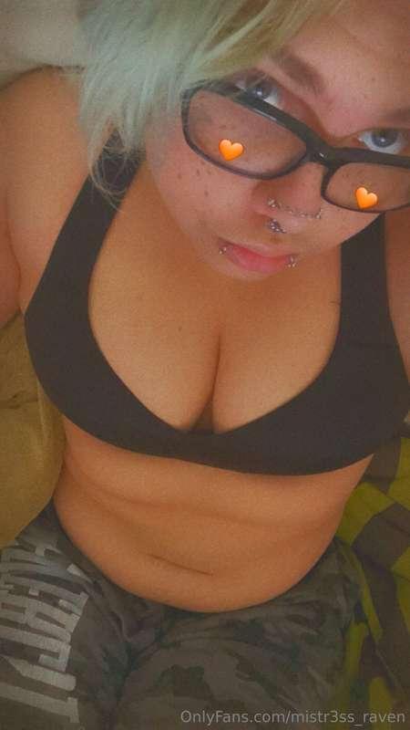 It’s so warm outside🔥🔥