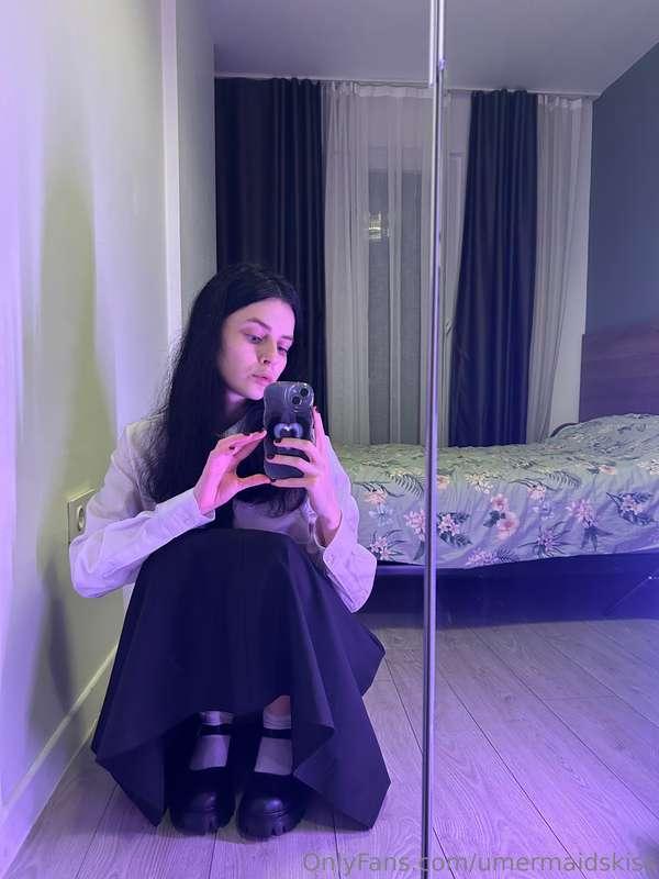 a long skirt so no one peeks😋
