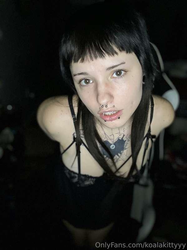 Notice anything new with my hair? I added a little hair exte..