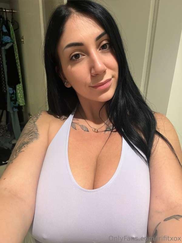 It’s true that only the freakiest have them pierced👀