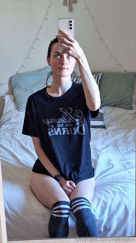 swipe 👉 to see what's under the baggy T-shirt I stole from y..