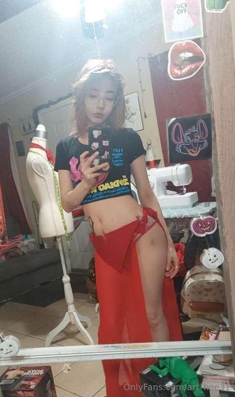 Skirt is coming along nicely😌