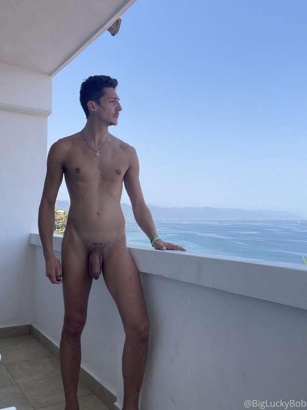 My favorite soft pics from the Puerto Vallarta trip 👅 swipe ..