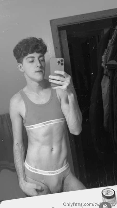 twink_shy image #1