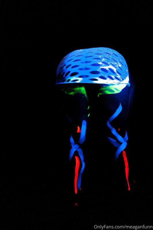 Glow in the dark 📸 by cisenhrose
