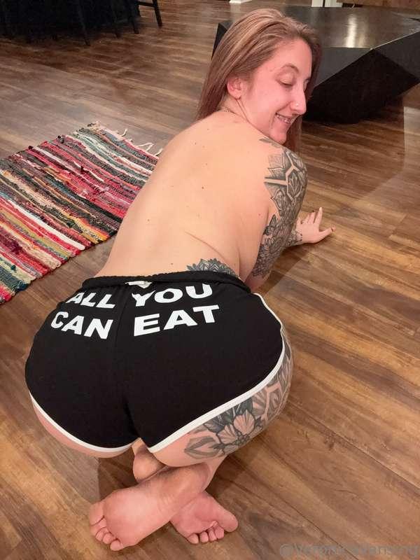 My booty shorts say it all... you ready to get down to it?😉