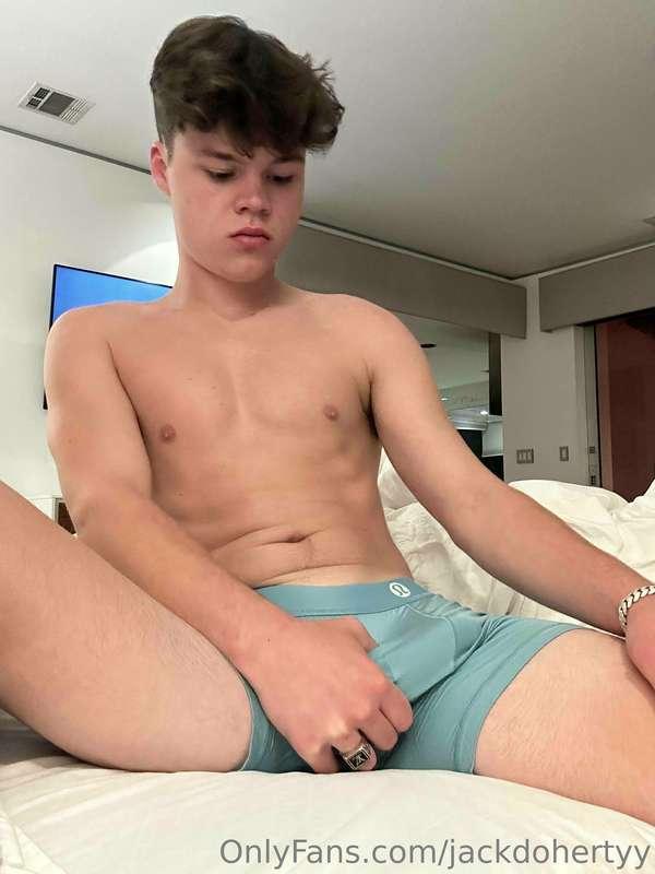 I just wanna make u horny tonight