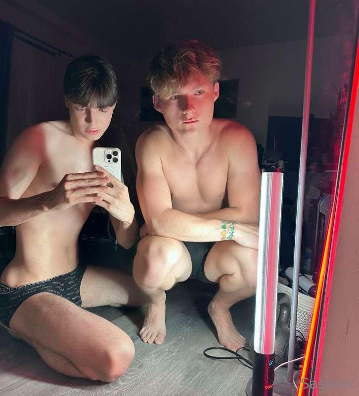 Collab with @nathyn 
Here : 👇🏻👇🏻👇🏻
https://onlyfans.com/vips..