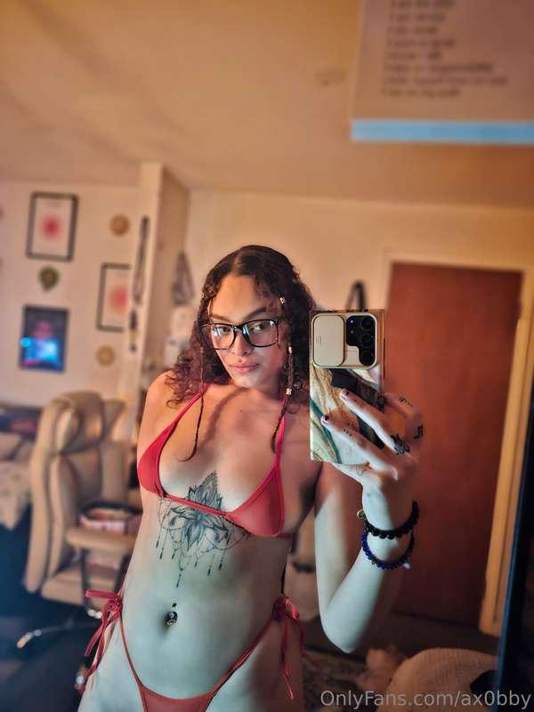 How do the glasses look 👀
