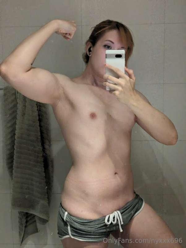 MORE MUSCLE MORE GOOD!! 😈💕