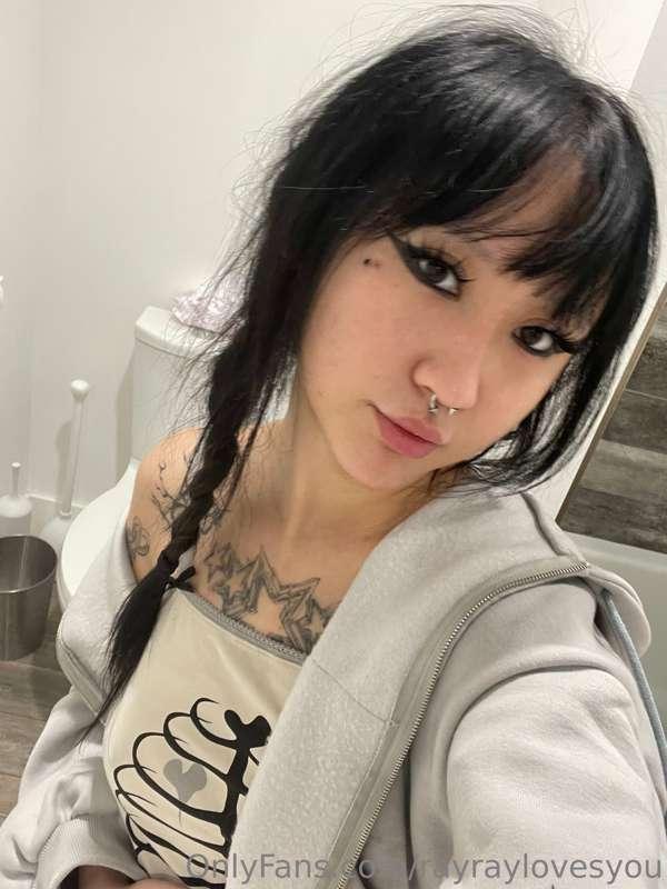 STRIP TEASE video: I got so horny in my friend's bathroom i ..