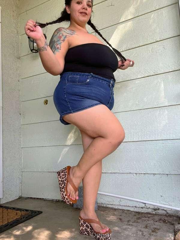 I’m feeling so good in this Cali heat, I can’t wait til I co..