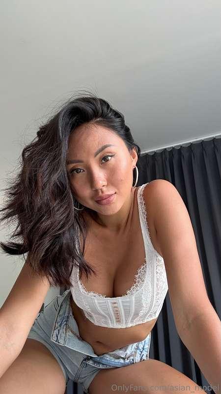 Are you interested in custom video with discount?🥰💕 If yes, ..