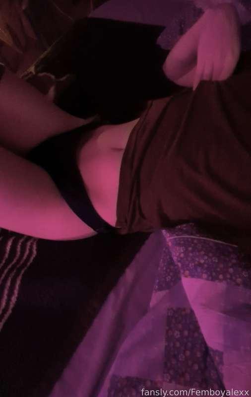 femboyalexx image #2