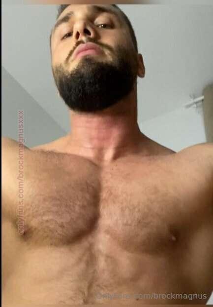 Can you resist that hairy chest or you like it shaved? Ahhh!..