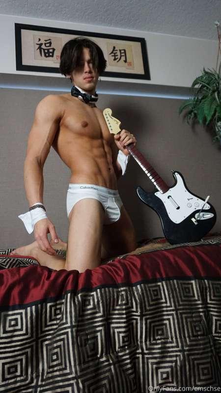 going to be sending out the full set of these photos for pur..