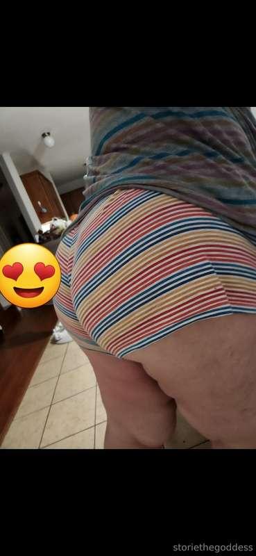 Some booty before the busy work week!