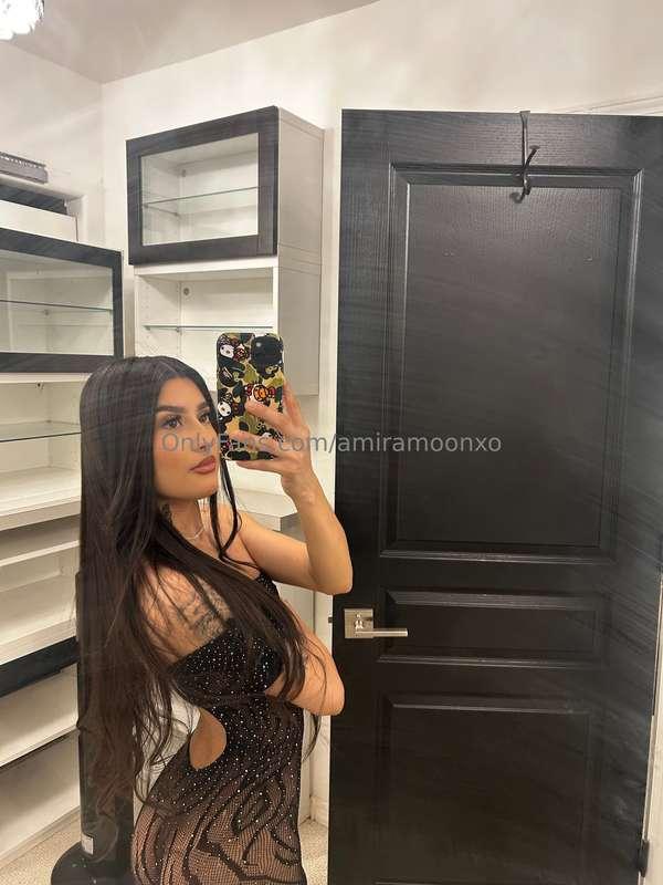 Just me looking like your next obsession 😌