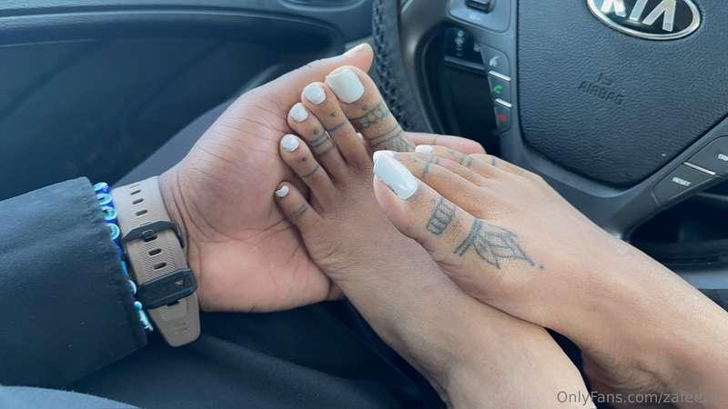 The love for my sexy feet 