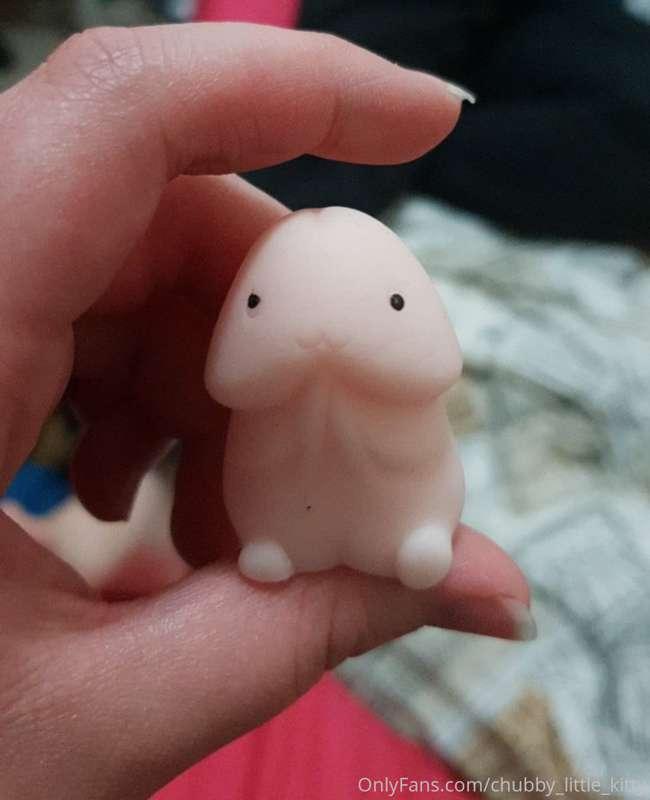 Can we all appreciate my dick for a minute
...
He's a little..