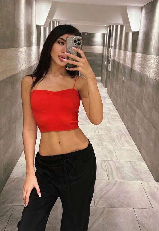 ## ❤️💋✨