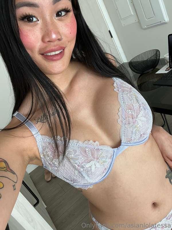 Need some help to bust your loaded cock, baby?🤤 How about a ..