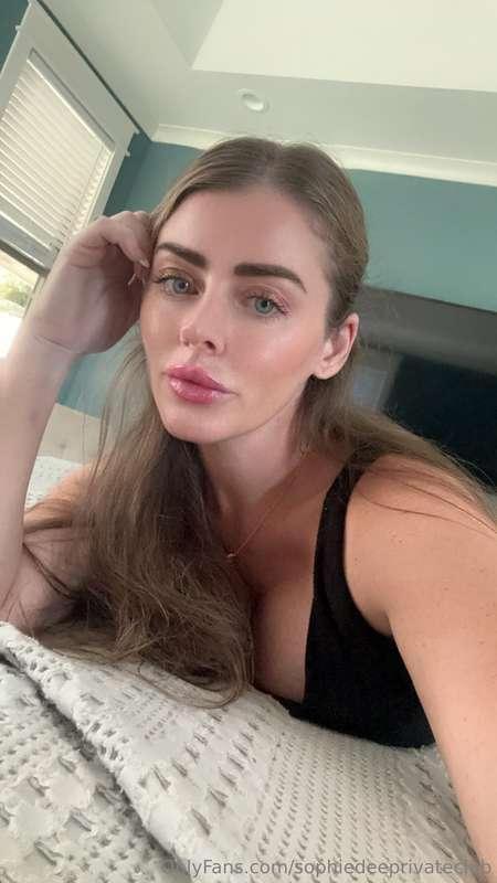 🎁🎁 $300 worth of videos for $9.99 have a great day!!🎁🎁
