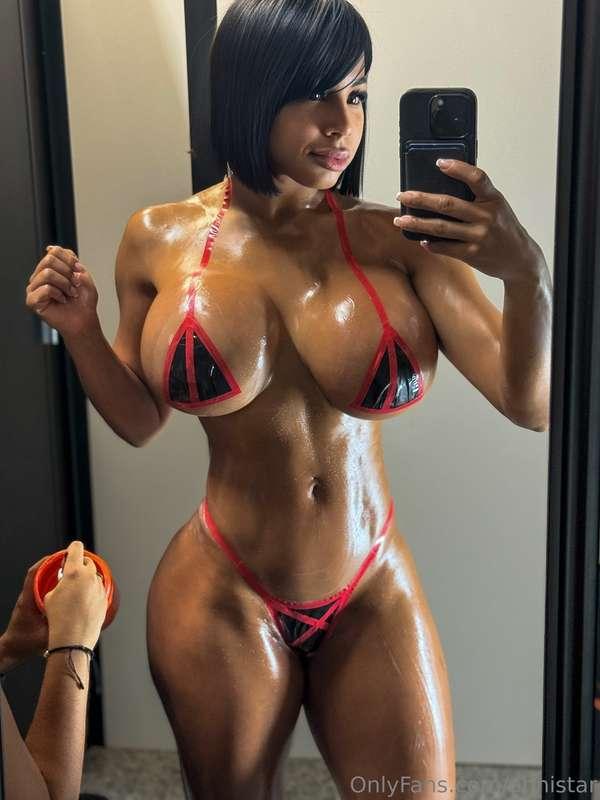 Do you like it when my tits are covered in cum?😘