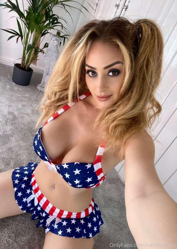 HAPPY 4th July my American friends ❤️ I’m sending out to loc..