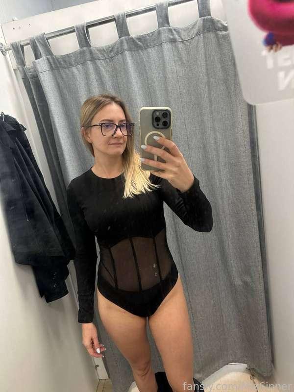 I'm in the fitting room😏 in a bodysuit😈decent😊

#slut #new #blonde #milf #amateur #fit #petite #glasses #submissive #bodysuit