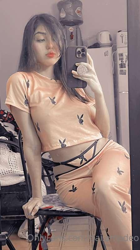 Háblame al DM para contenido más hot📈🔥🥵🤭
DM for more hot con..