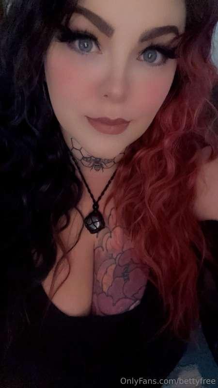 🥵❤️BBW tatted alt cutie❤️🥵🌽🌽Midwest Tatted Emo Bitch🌽🌽😘💋solo..