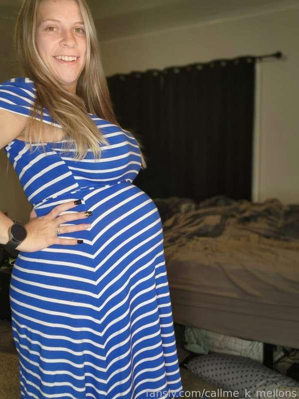 I have been extremely sick all week. And of course my supply is also low because of it. Every other platform I've had scheduled. So enjoy some pregnant pictures. I'm hoping since summer camp is starting I'll have some time to schedule some pregnant stuff and be able to record a few new lactation things (or atleast an anr). Thanks for all the support.

#pregnant #milf #mommymilkers #hugetits