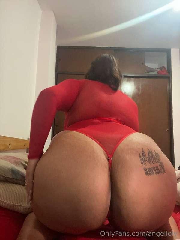 Follow my friend on her accounts, she has the best content s..
