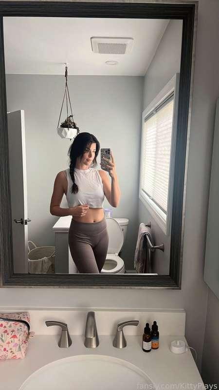 kittyplays image #1