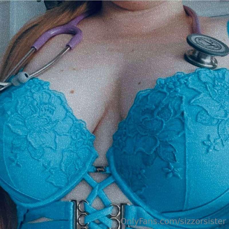 Check out this naughty nurse VIA FREE LINK  👨‍⚕️ 
https://on..
