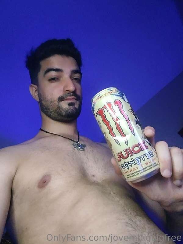 I compared my dick with a can of Monster 475 ml so what?