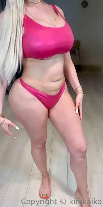 Pink swimsuit 💦