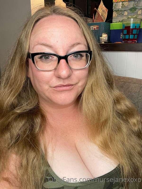 Come and watch TV with me 🥰