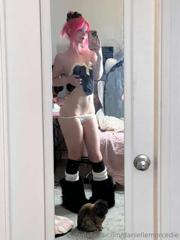 Look at bunny girl down there 🥹Had a very busy day rushing h..