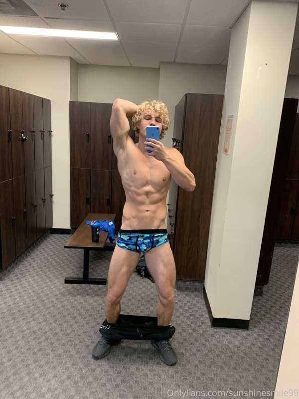 What should I be for Halloween? And make spooky jerk off vid..