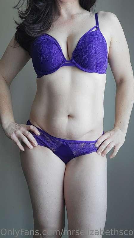 My new sets arrived!  I've been wanting to get a bra like th..