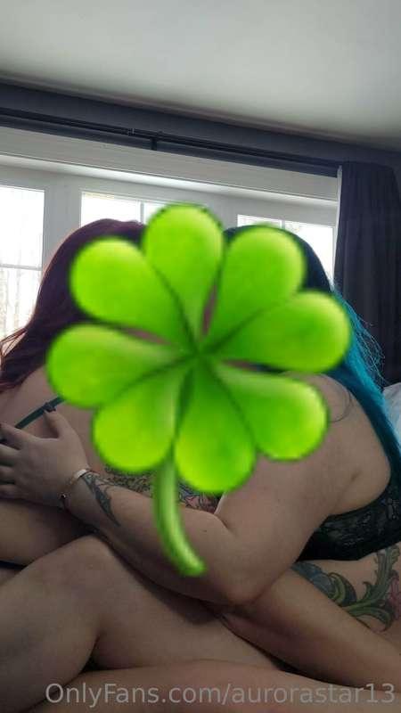 I sure felt lucky kissing the gorgeous @lindz619. Unlock thi..