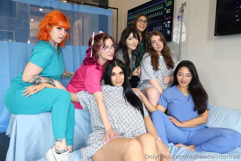 redheadwinterfree main image