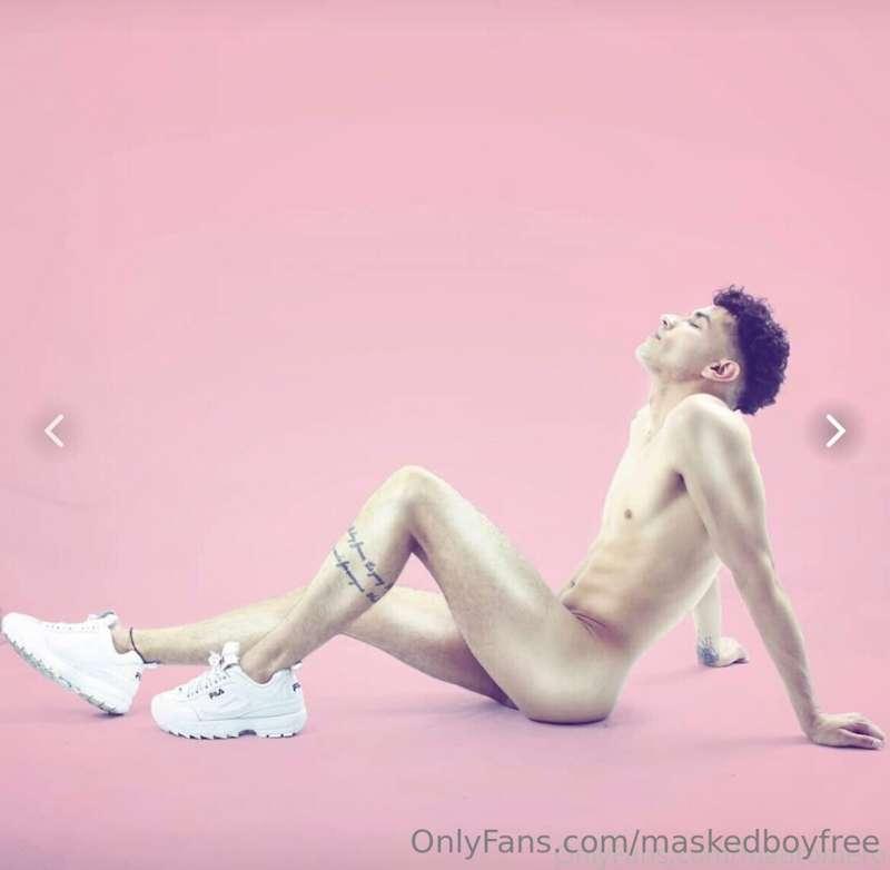 My friend @mauriromero is very hot and wants to propose some..