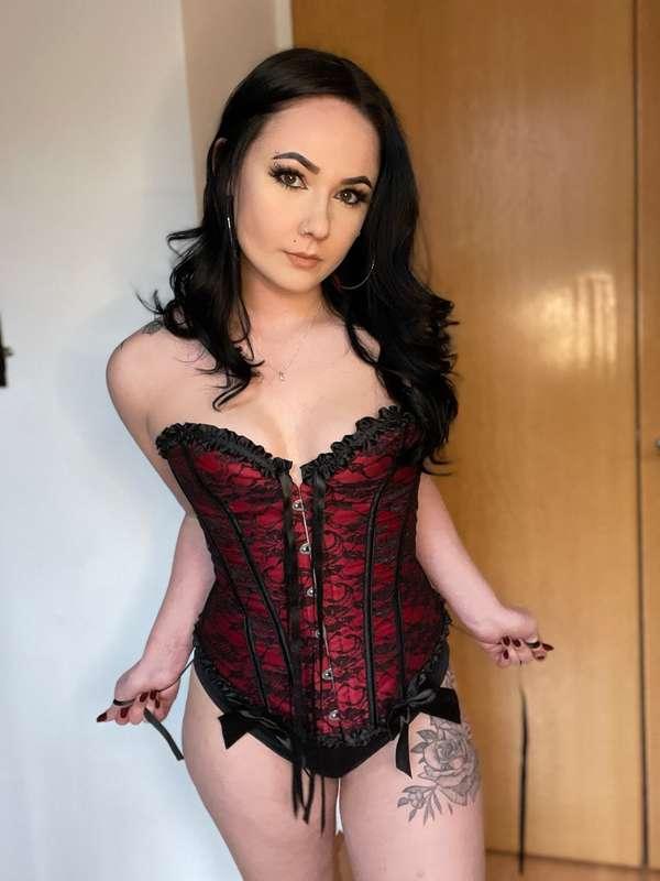 Felt the corset today ♥️ I really love this thing