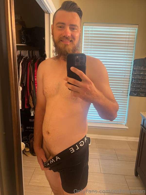 Who wants to play with some morning wood? 😈