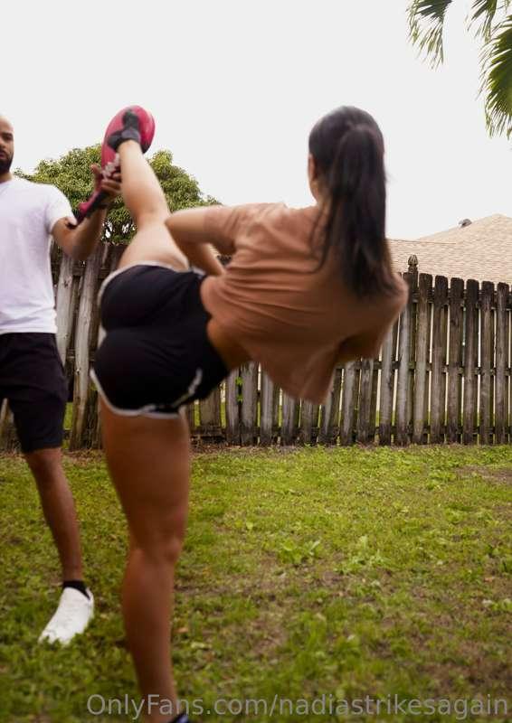 The roundhouse kick is by far the most powerful kick that ca..