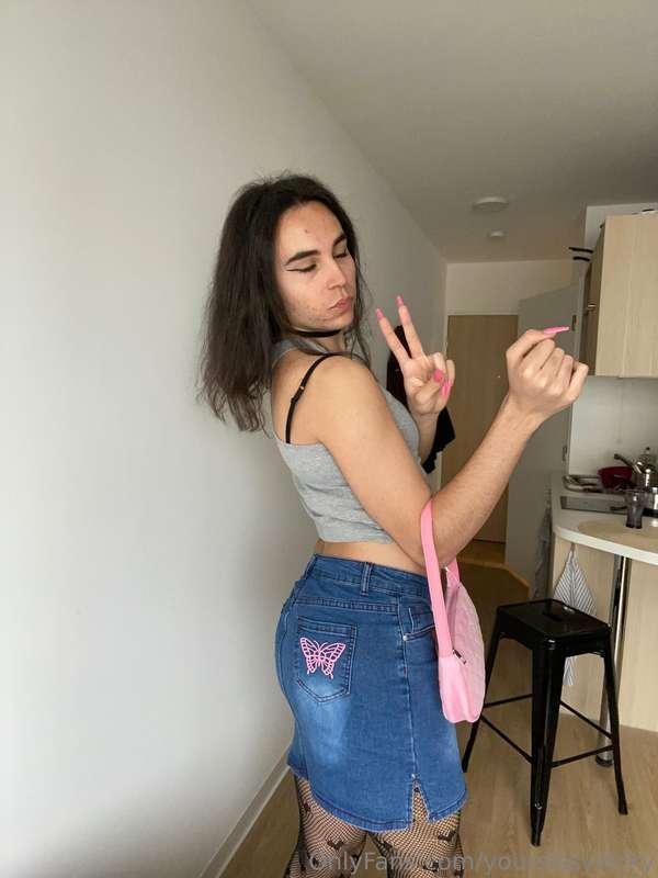 yoursissyvicky image #4